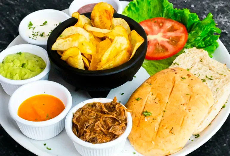  ‘Guetto’ Sandwich 